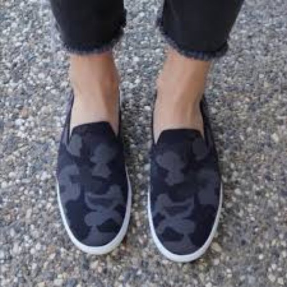 Rothy's The original slip on sneakers-Retired - Picture 2 of 15